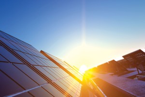 Quyết định 13 - cú huých cho thị trường điện mặt trời trong năm 2020 