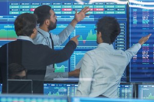 Khối ngoại trở lại từ từ