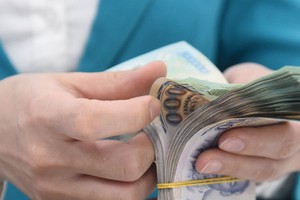 Hết hạn 5 năm, ngân hàng lo xử lý nợ mua lại từ VAMC