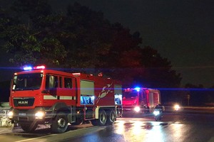 Bình Dương: Cơ sở sản xuất hàng gốm sứ bị “bà hoả” thiêu rụi