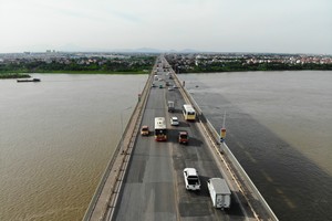 Dự kiến cầu Thăng Long sẽ "đóng cửa" khoảng 5 tháng để sửa chữa.