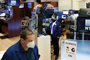 Chứng khoán Mỹ kỳ vọng gói cứu trợ 1.000 tỷ USD