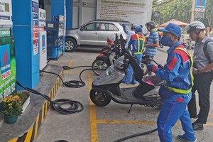 Đề xuất cách tính mới với giá xăng dầu, thời gian điều chỉnh 3 lần/tháng.