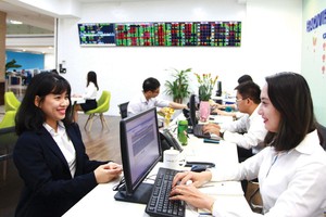 Thanh khoản thị trường chứng khoán duy trì mức cao 6.000 - 7.000 tỷ đồng/phiên trong tuần qua là tín hiệu tích cực