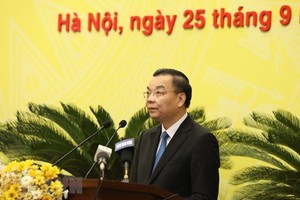Thủ tướng phê chuẩn kết quả bầu chức vụ Chủ tịch UBND TP Hà Nội nhiệm kỳ 2016-2021 đối với ông Chu Ngọc Anh. (Ảnh: Văn Điệp/TTXVN).
