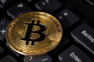 Giá tiền điện tử hôm nay ngày 1/10: Kết thúc tháng 9 đen tối, giá Bitcoin tăng nhẹ, giao dịch tại 10.827 USD/BTC