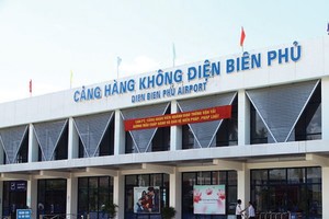 Cảng hàng không Điện Biên có công suất 300.000 lượt hành khách/năm, song vẫn chưa khai thác hết công suất này.