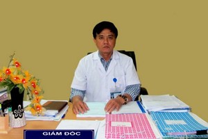 Ông Hồ Văn Thanh bị cách chức giám đốc Bệnh viện Sản nhi Phú Yên. (Ảnh: Bệnh viện Sản nhi Phú Yên).