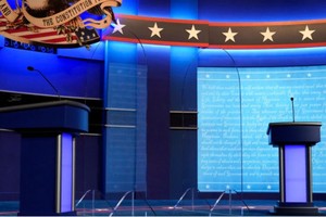 Sẵn sàng cho cuộc tranh luận giữa 2 ứng viên Tổng thống Mỹ (Ảnh: AP).