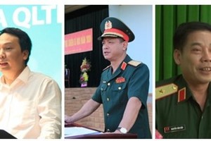 Thứ trưởng Bộ Thông tin và Truyền thông Nguyễn Huy Dũng; Thiếu tướng Nguyễn Trường Thắng - Tư lệnh Quân Khu 7; Thiếu tướng Nguyễn Văn Gấu - Chính ủy Quân Khu 9 (Từ trái sang phải).