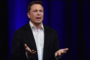 Tài sản của tỷ phú Elon Musk cộng thêm đáng kể nhờ cổ phiếu Tesla tăng giá. (Ảnh: Bloomberg).