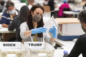 Sau 3 lần kiểm phiếu, bang Georgia tiếp tục gọi tên ông Joe Biden là người chiến thắng. (Ảnh: AP).