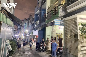 Người dân vui mừng trước quyết định gỡ phong toả.