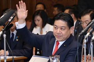 Ông Hata Yuichiro. Ảnh: Nikkei.