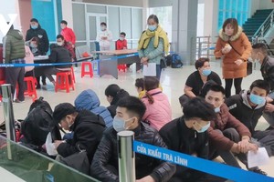 Đêm 4/1, Đồn Biên phòng Cửa khẩu Trà Lĩnh đã phát hiện, thu dung 170 công dân từ Trung Quốc trở về.