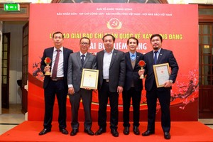 Báo Đầu tư đoạt 2 giải tại Giải Búa liềm vàng năm 2020