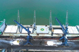 PVFCCo thực hiện các đơn hàng xuất khẩu với khối lượng lớn nhất từ trước tới nay.