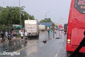 Hiện trường vụ tai nạn giao thông. (Nguồn: Báo Đồng Nai).