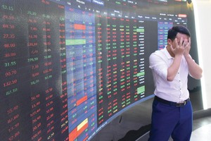 Nếu đầu tư chỉ dựa trên tin đồn, rủi ro mất tiền sẽ rất lớn.