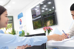 Cạnh tranh trong khối công ty chứng khoán sẽ không còn gói gọn trong nhóm 10 công ty Top đầu.