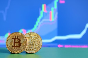 Giá Bitcoin hôm nay ngày 12/7: Dòng tiền từ các nhà đầu tư tổ chức "rục rịch" chảy vào thị trường, giá Bitcoin hồi phục nhẹ