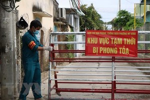 Khu vực phong tỏa tại phường Mỹ Bình, thành phố Phan Rang-Tháp Chàm (Ninh Thuận). (Ảnh: Công Thử/TTXVN)