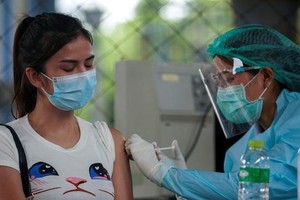 Sau hơn một năm kiểm soát dịch bệnh tương đối tốt, Thái Lan đối diện với làn sóng thứ 3 nghiêm trọng khi số ca bệnh tăng phi mã trong thời gian qua (Ảnh minh họa: Reuters).