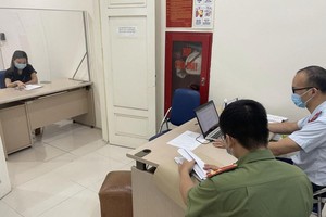 3 cá nhân bị thanh tra Sở TT-TT Hà Nội xử phạt tổng cộng 35 triệu đồng.