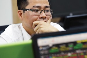 8 tháng đầu năm 2021, khối lượng trái phiếu doanh nghiệp không có tài sản bảo đảm chiếm 51% tổng khối lượng phát hành .