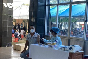 Bến Tre tổ chức tiêm phòng mũi 2 cho các trường hợp ưu tiên.