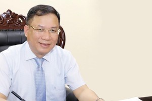 Ông Lê Hùng Sơn, Phó tổng giám đốc Bảo hiểm Xã hội Việt Nam