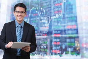 Ngoài các nguyên tắc đầu tư đã được chứng minh tính hiệu quả, sự thành công trên thị trường chứng khoán đòi hỏi kiến thức, kinh nghiệm, sự quyết đoán, dám đi ngược đám đông…