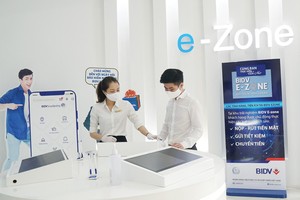 Năm 2021, nhiều ngân hàng đạt lợi nhuận cao trong bối cảnh dịch Covid-19 là nhờ đẩy mạnh số hóa và gia tăng nguồn thu ngoài lãi.