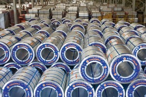 Giá thép dự báo sẽ giảm trong năm 2022 khi cung – cầu trên thị trường thế giới cân bằng hơn.