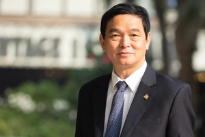 Ông Lê Viết Hải, Chủ tịch Hội đồng quản trị Tập đoàn Xây dựng Hòa Bình (mã HBC).