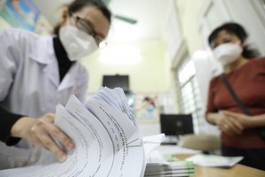 Đề xuất 7 loại giấy tờ chứng nhận người nhiễm Covid-19 được quyền nghỉ việc và hưởng bảo hiểm xã hội