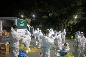 Trong thời gian qua, tỉnh Hậu Giang nỗ lực trong kéo giảm số ca mắc mới, ca bệnh nặng và tử vong tuy nhiên những ngày gần đây số ca mắc mới lại tăng cao trở lại.