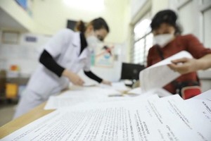 Bộ Y tế đánh giá dịch COVID-19 tại Việt Nam cơ bản đang được kiểm soát. (Ảnh: TTXVN/Vietnam+).