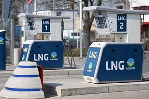 Một trạm bơm khí đốt tự nhiên hóa lỏng tại Dortmund (Đức). (Ảnh: AFP/TTXVN)