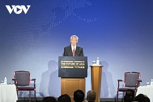 Thủ tướng Singapore Lý Hiển Long phát biểu tại hội nghị.