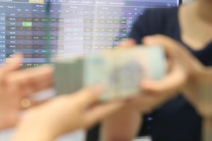 Nhóm cổ phiếu dầu khí được nhiều chuyên gia nhận định tiếp tục hưởng lợi từ diễn biến giá dầu