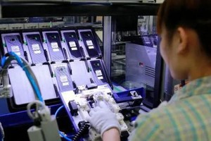 Điện thoại và linh kiện là mặt hàng có kim ngạch xuất khẩu lớn nhất của Việt Nam.