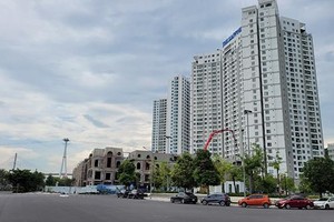 Tỷ lệ chung cư tại thành phố Hạ Long còn rất thấp. Trong ảnh là chung cư Sapphire của Tập đoàn Doji. Ảnh: Thu Lê.