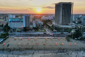 Trong 6 tháng đầu năm Sầm Sơn đã đón trên 4,1 triệu lượt khách.