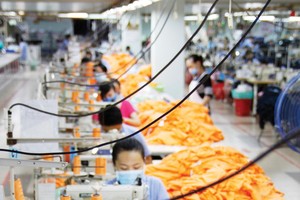 Hoạt động kinh doanh của các doanh nghiệp dệt may đang kém thuận lợi so với nửa đầu năm 2022.