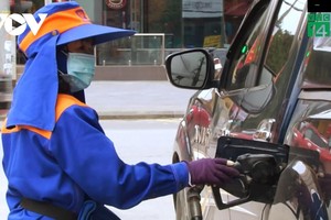 Giá xăng giữ nguyên giá so với kỳ trước; giá một số mặt hàng dầu tăng từ 15h00 ngày 22/8.