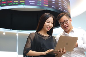 Nhà đầu tư ngày càng quan tâm tới chất lượng dịch vụ tư vấn của các công ty chứng khoán.