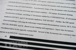 Các tài liệu thu thập được trong quá trình khám xét dinh thự Mar-a-Lago của cựu Tổng thống Mỹ Donald Trump ở Palm Beach, Florida (Mỹ) ngày 26/8/2022. (Ảnh: THX/TTXVN).