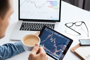 Dở khóc dở cười đầu tư theo tin "rỉ tai"