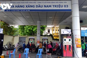 Giá các loại xăng tiếp tục tăng từ 840 - 1.110 đồng/lít từ 15h00 chiều 11/11.